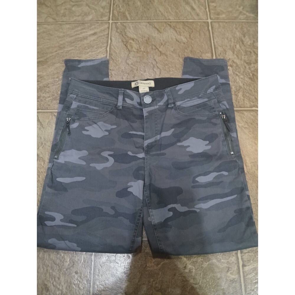 DEMOCRACY "AB" TECHNOLOGY Gray Camouflage Tummy Support Jeans w/ Zip Pockets 12